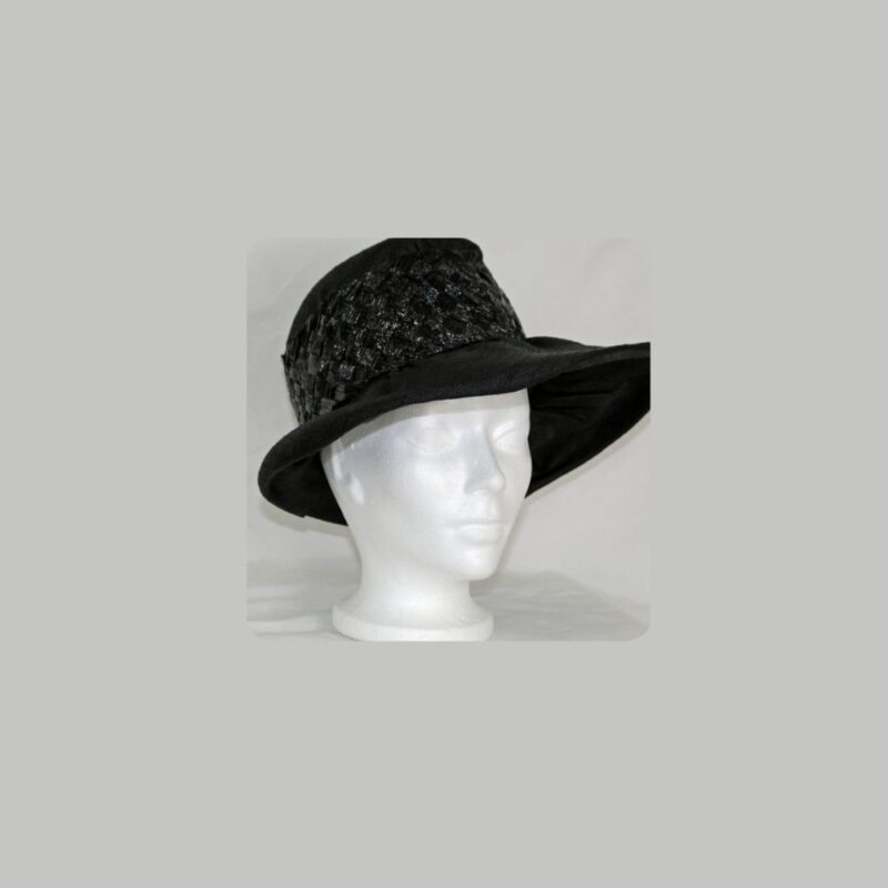 HAT-03100